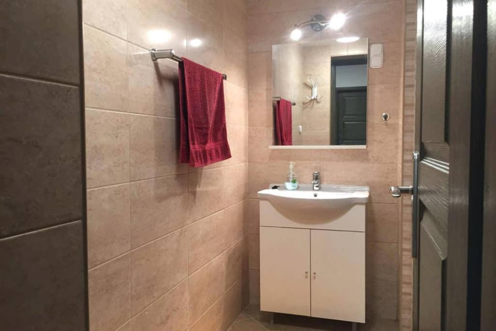 Green Garden Apartment Ingyenes Zart Parkoloval 塞格德 外观 照片