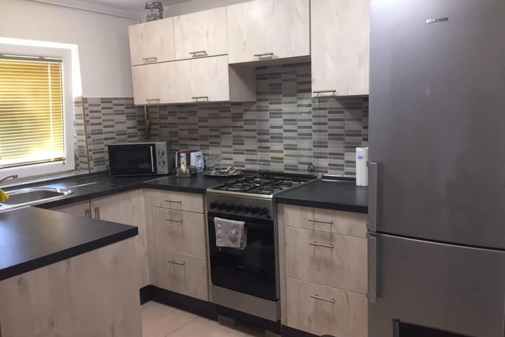 Green Garden Apartment Ingyenes Zart Parkoloval 塞格德 外观 照片