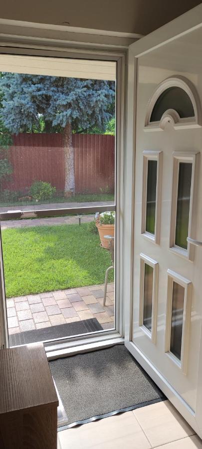 Green Garden Apartment Ingyenes Zart Parkoloval 塞格德 外观 照片